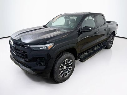 Used 2023 Chevrolet Colorado Z71 w/ Z71 Convenience Package 2