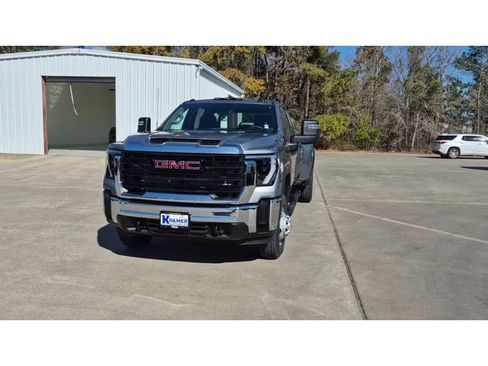 New 2026 GMC Sierra 3500 Pro w/ Convenience Package image 3