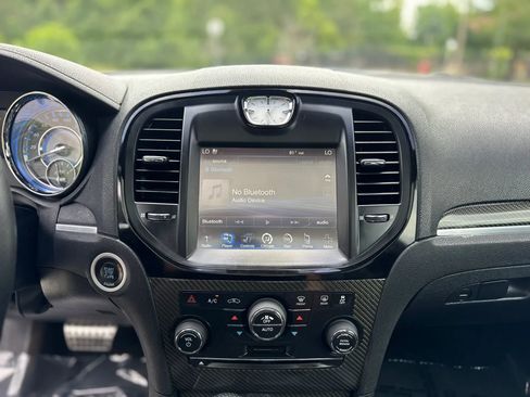 Used 2012 Chrysler 300 SRT8 w/ 19-Premium Speaker Group RWD image 19