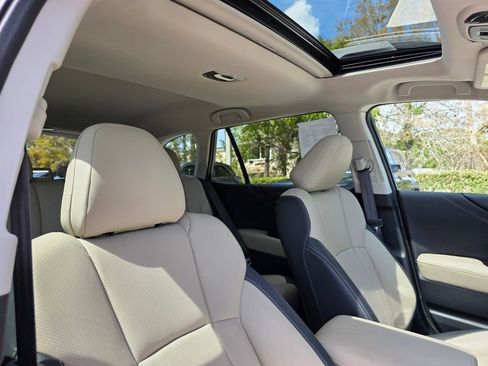 Used 2022 Subaru Outback Limited XT image 11