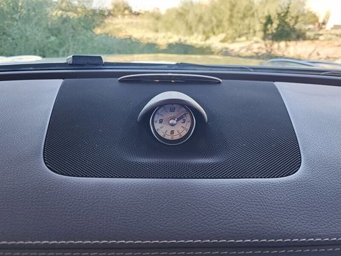 Used 2016 Mercedes-Benz SL 550 w/ Driver Assistance Package image 51