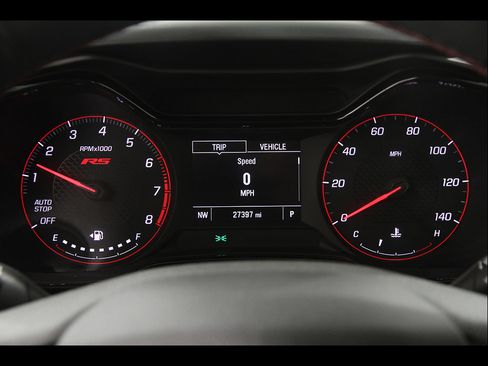 Used 2024 Chevrolet Trax RS w/ Sunroof Package FWD image 8
