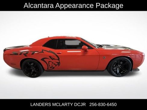 Used 2021 Dodge Challenger SRT Hellcat w/ Plus Package image 8