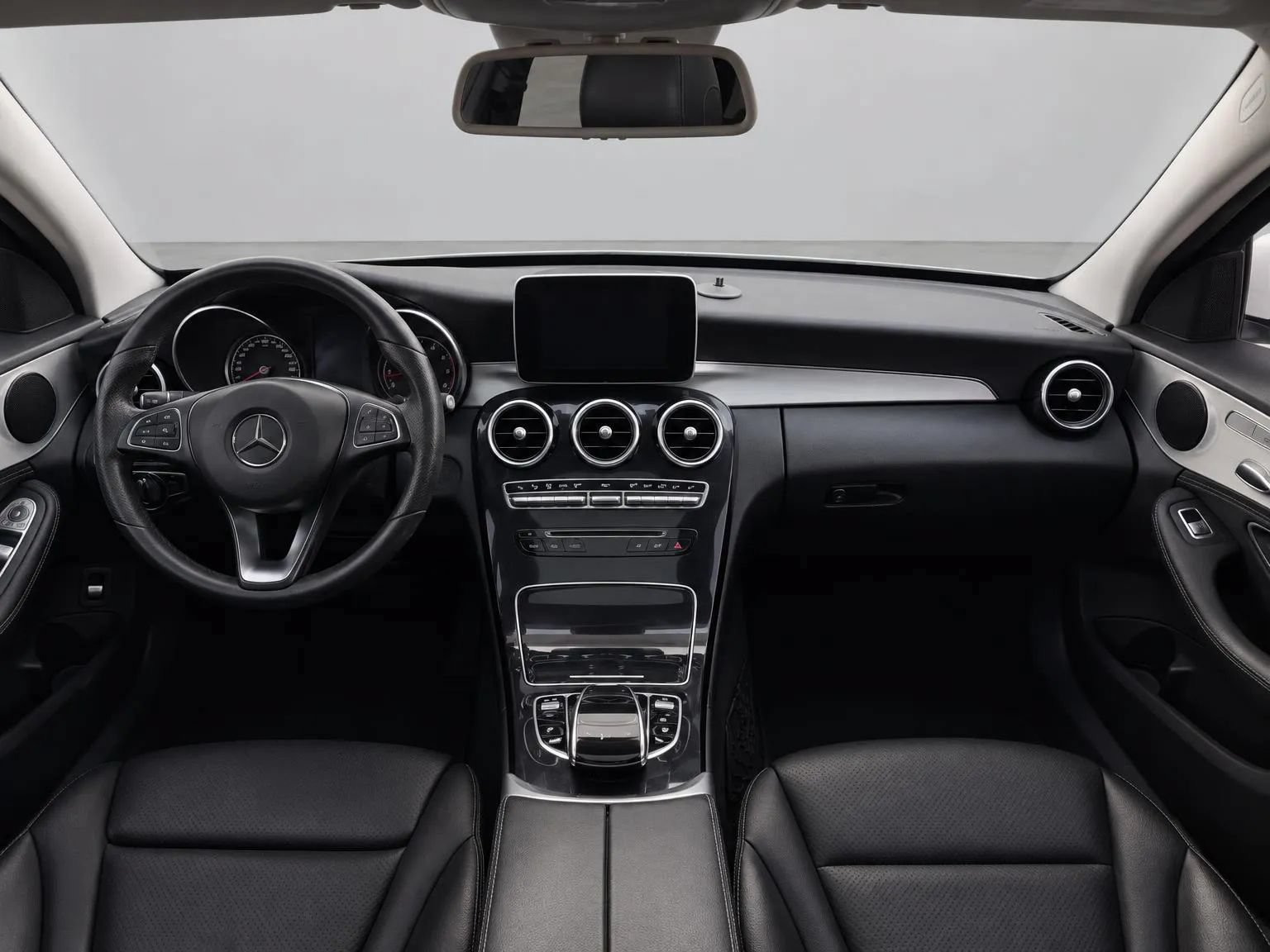 Used 2016 Mercedes-Benz C 300 4MATIC Sedan image 24
