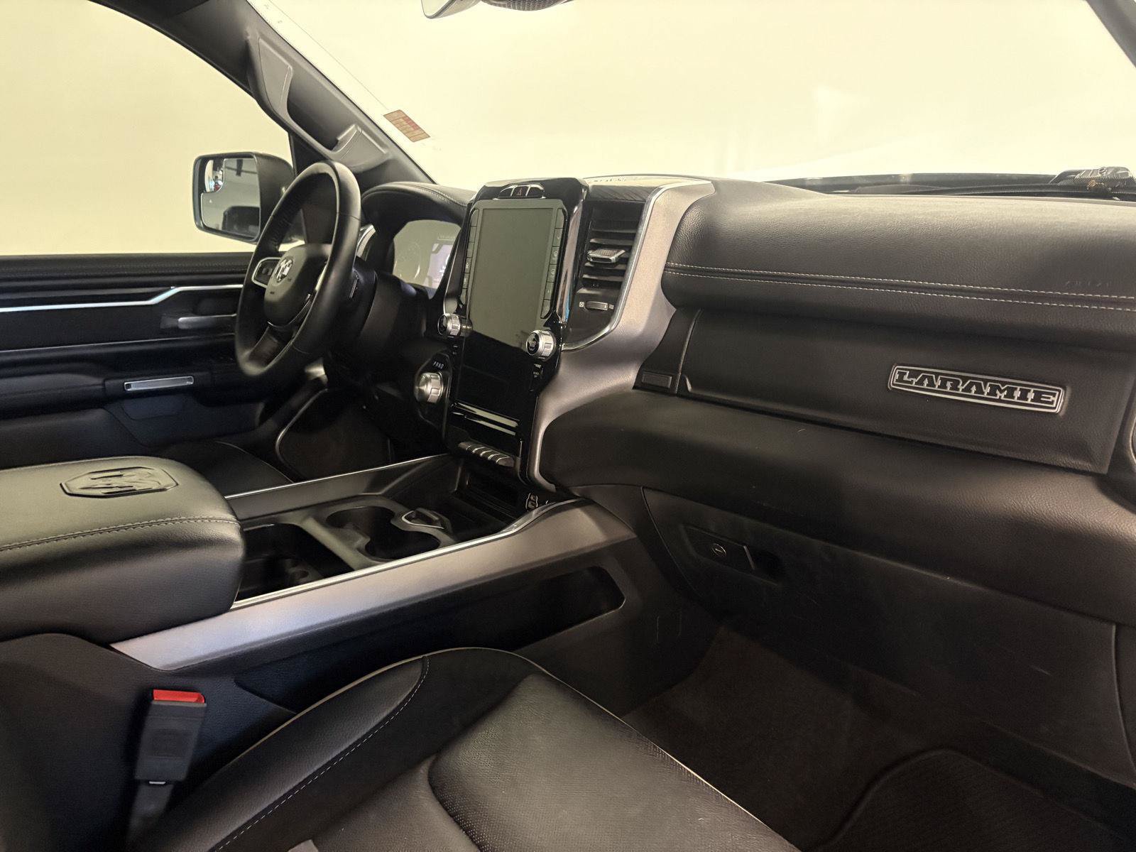 Used 2024 RAM 1500 Laramie AWD/4WD image 63