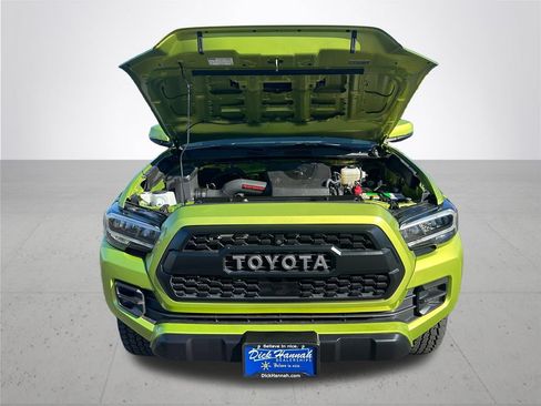 Used 2022 Toyota Tacoma TRD Pro AWD/4WD image 4