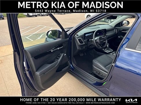 Used 2024 Kia Seltos SX w/ SX Sunroof Package AWD/4WD image 11