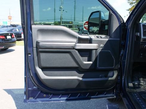 Used 2018 Ford F150 Platinum w/ Equipment Group 701A Luxury AWD/4WD image 10