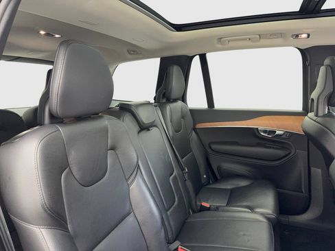 Used 2021 Volvo XC90 T6 Momentum w/ Protection Package Premier AWD/4WD image 47