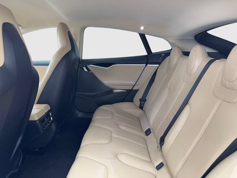 Used 2013 Tesla Model S RWD image 38