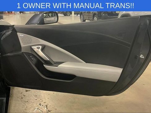 Used 2014 Chevrolet Corvette Z51 w/ 3LT Preferred Equipment Group image 23