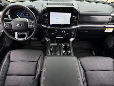 Used 2025 Ford F150 Lariat w/ Equipment Group 501A Mid image 13