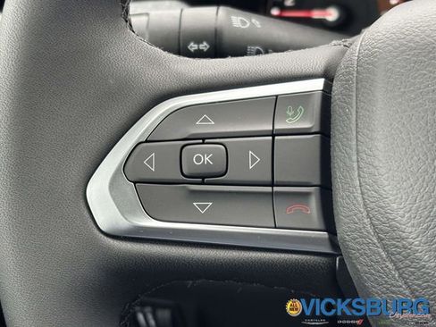 New 2026 Jeep Compass Latitude image 16