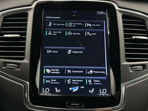 Used 2020 Volvo XC90 T6 Momentum w/ Protection Package Premier AWD/4WD image 37