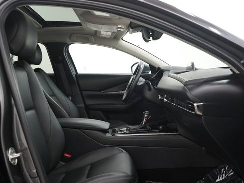 Used 2025 MAZDA CX-30 AWD 2.5 S w/ Preferred Package image 11