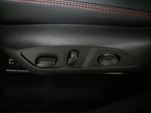 Used 2025 Chevrolet Traverse RS w/ LPO, Floor Liner Package image 20