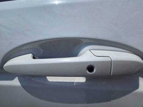 Used 2015 Honda Fit EX image 33