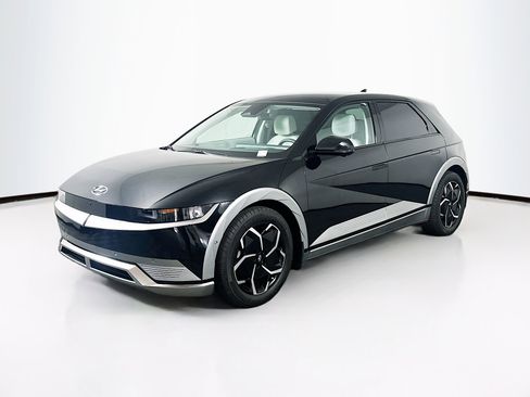 Used 2024 Hyundai Ioniq 5 Limited image 3