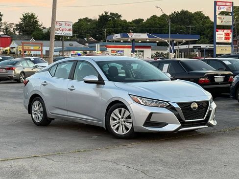 Used 2020 Nissan Sentra S w/ Lighting Package FWD image 3