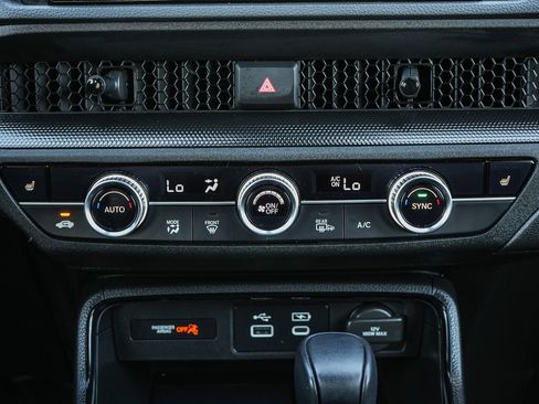 Used 2025 Honda CR-V Sport-L image 17