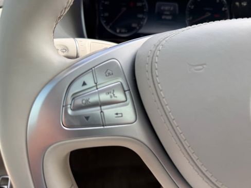 Used 2016 Mercedes-Benz S 550 Sedan image 24