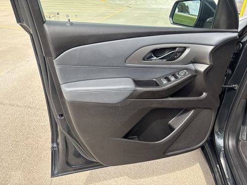 Used 2021 Chevrolet Traverse LT w/ LPO, Cargo Package image 13