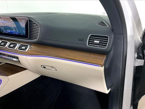 Used 2025 Mercedes-Benz GLS 450 GLS 450 image 14