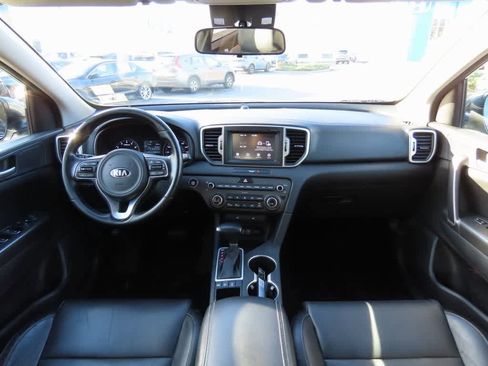 Used 2017 Kia Sportage EX image 19