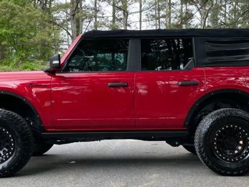 Used 2021 Ford Bronco Badlands AWD/4WD image 5