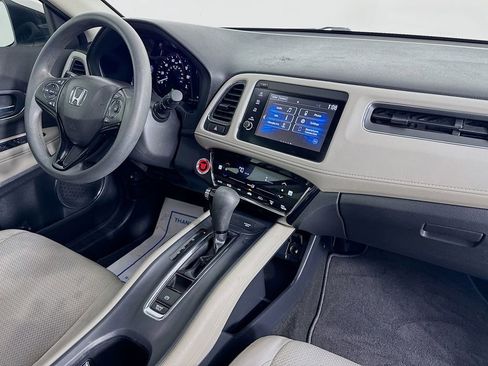 Used 2019 Honda HR-V EX image 37