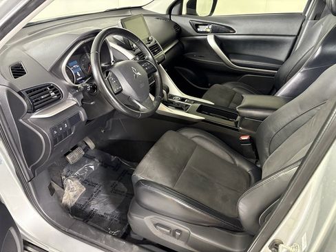 Used 2023 Mitsubishi Eclipse Cross SE image 18
