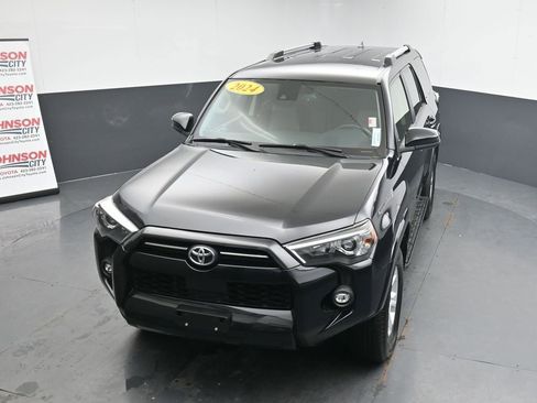 Used 2024 Toyota 4Runner SR5 image 26