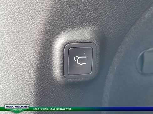 Used 2022 Jeep Cherokee Limited w/ Elite Package image 34