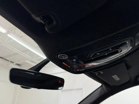 Used 2019 Bentley Bentayga AWD/4WD image 22
