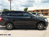 Used 2019 Ford Expedition XLT image 4