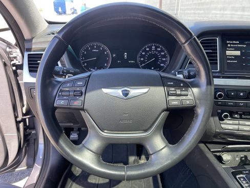 Used 2015 Hyundai Genesis 3.8 w/ Option Group 02 RWD image 16