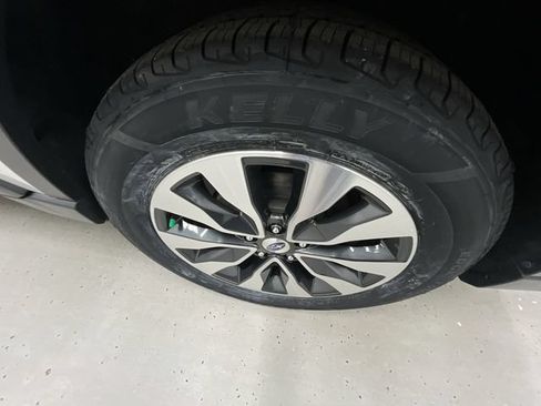 Used 2024 Subaru Outback Touring AWD/4WD image 35