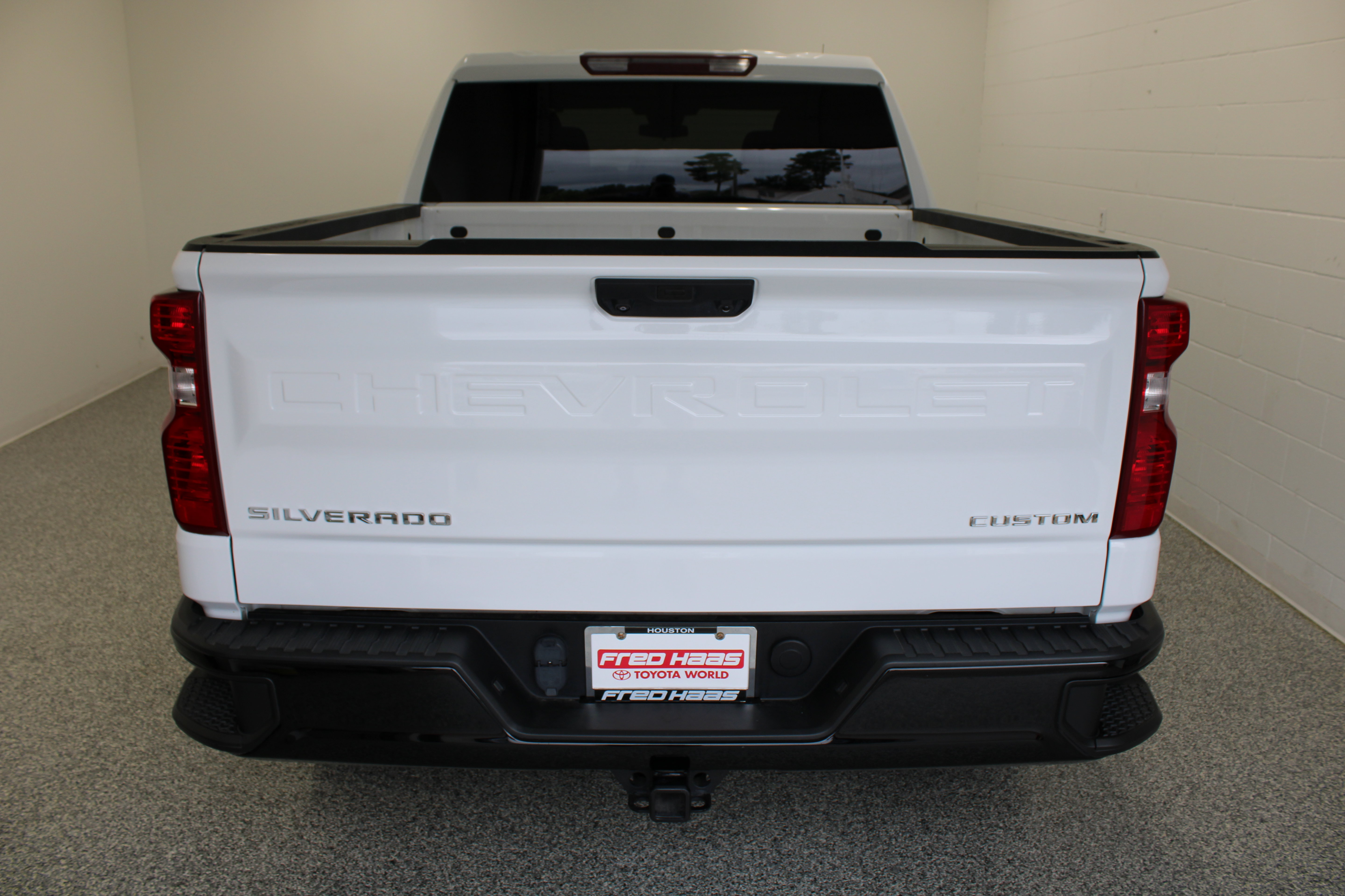 Used 2023 Chevrolet Silverado 1500 Custom Trail Boss AWD/4WD image 8