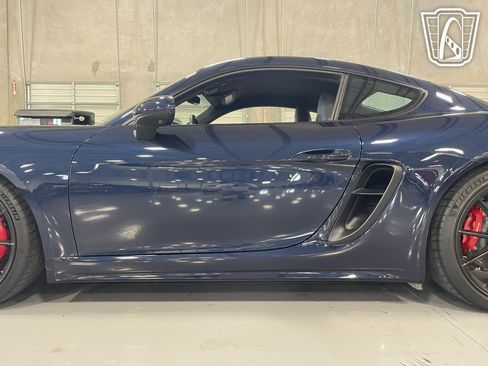 Used 2021 Porsche 718 Cayman GT4 image 39