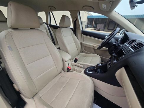 Used 2014 Volkswagen Jetta SE image 27