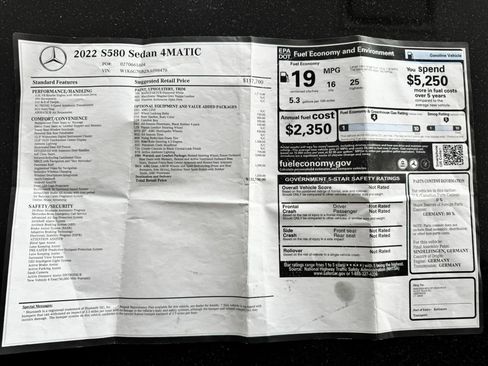 Used 2022 Mercedes-Benz S 580 4MATIC Sedan w/ AMG Line Package image 52