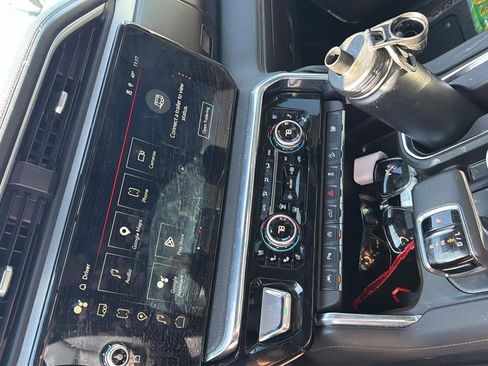 Used 2024 GMC Sierra 1500 Denali image 10