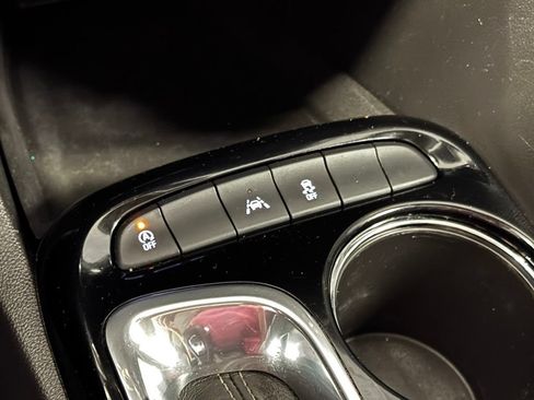 Used 2020 Buick Encore GX Preferred FWD image 13