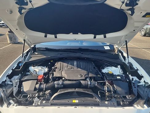 Used 2017 Jaguar F-PACE Premium AWD/4WD image 28