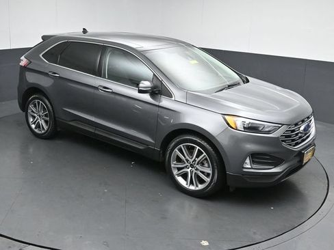 Certified 2024 Ford Edge Titanium AWD/4WD image 44