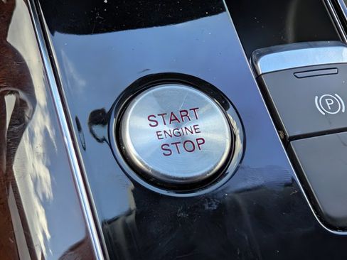 Used 2013 Audi A8 L 3.0T w/ Comfort Pkg image 25