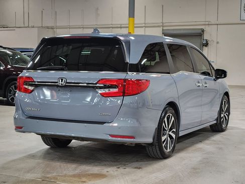 Used 2024 Honda Odyssey Touring image 8