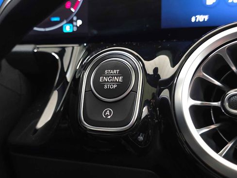 Certified 2026 Mercedes-Benz GLA 250 4MATIC image 35