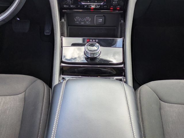 Used 2022 Jeep Grand Cherokee L Laredo w/ Luxury Tech Group I RWD image 22