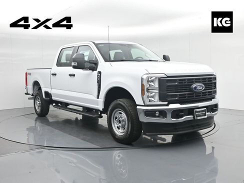New 2026 Ford F250 XL w/ FX4 Off-Road Package image 1
